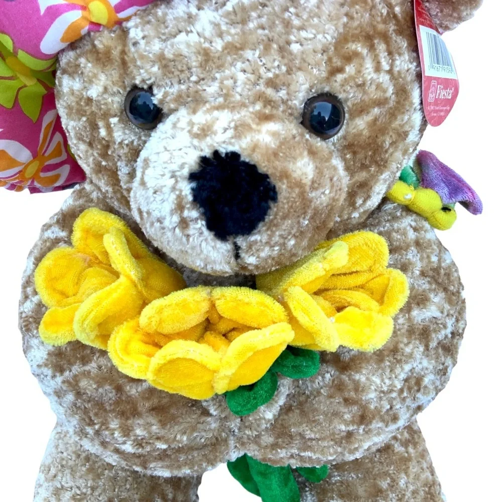 Fiesta‎ Hawaii plush chenille bear with hat holding yellow flowers